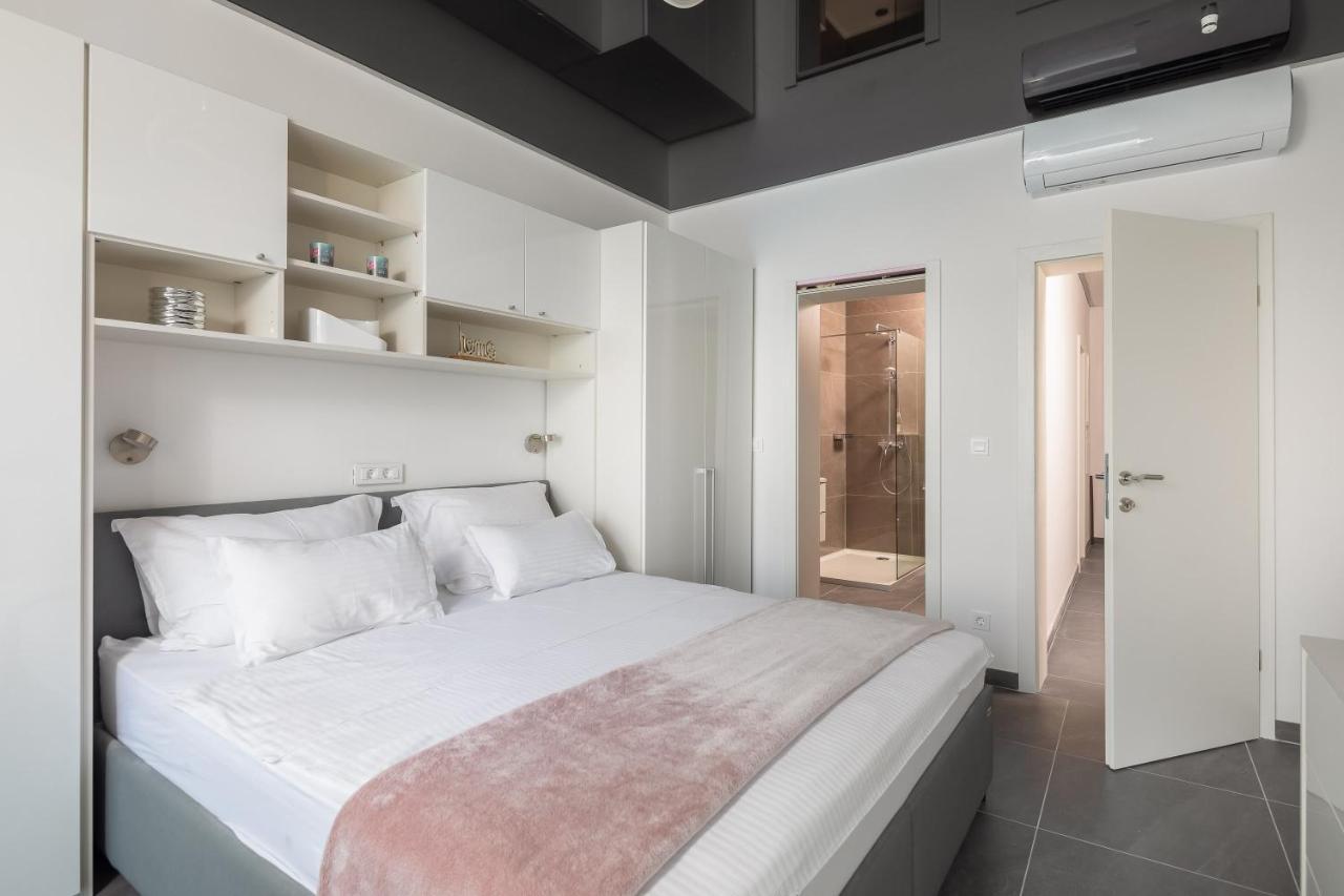 Beachfront Holiday Home - Private Heated Pool Mimice Εξωτερικό φωτογραφία